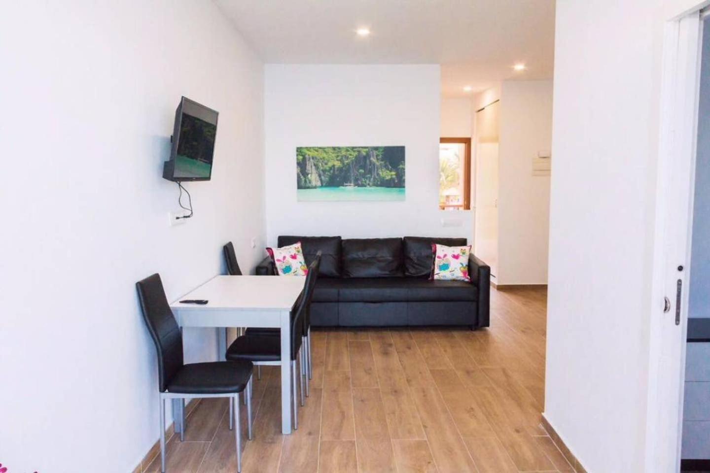 Paseo Maritimo, Los Cristianos Over The Sea Free Wifi أرونا المظهر الخارجي الصورة